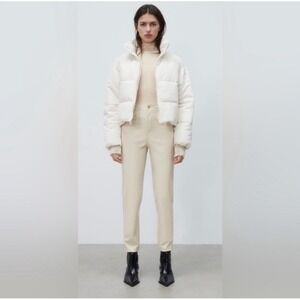 Zara Women's Size 2 Slim‎ Mom Fit Faux Leather Pants Cream Super Soft High Rise